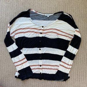 Women's long sleeve tee